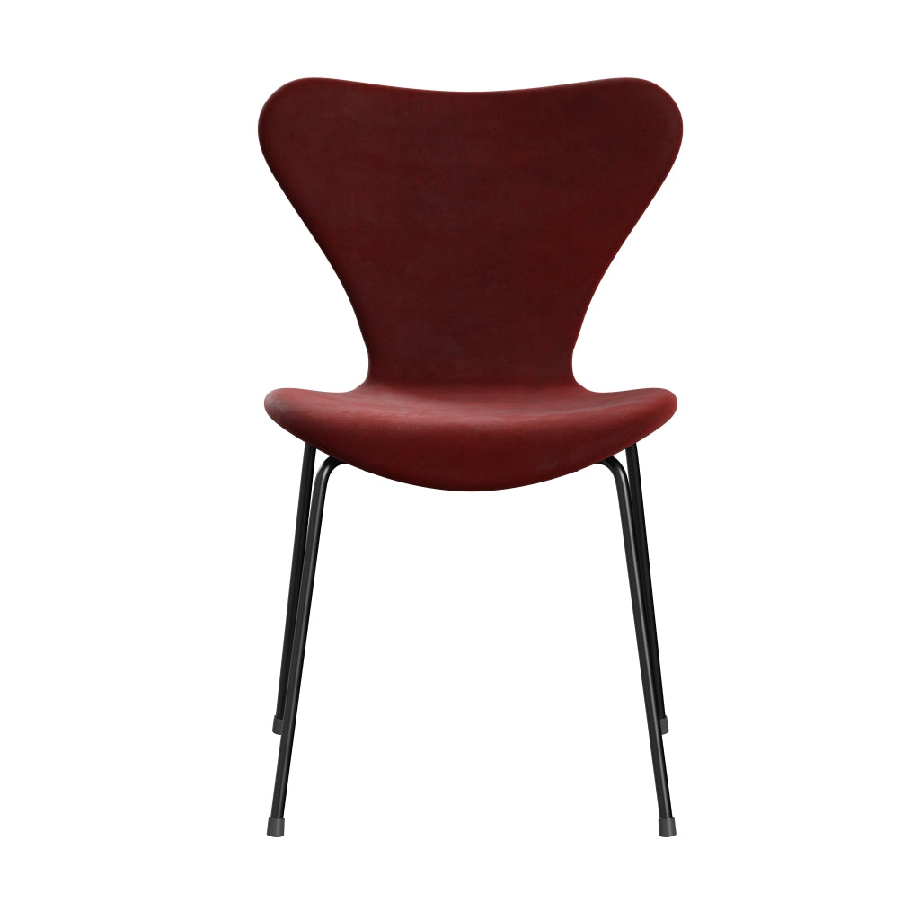 Fritz Hansen 3107椅子全套装饰，黑色/贝尔法斯特天鹅绒秋天红色