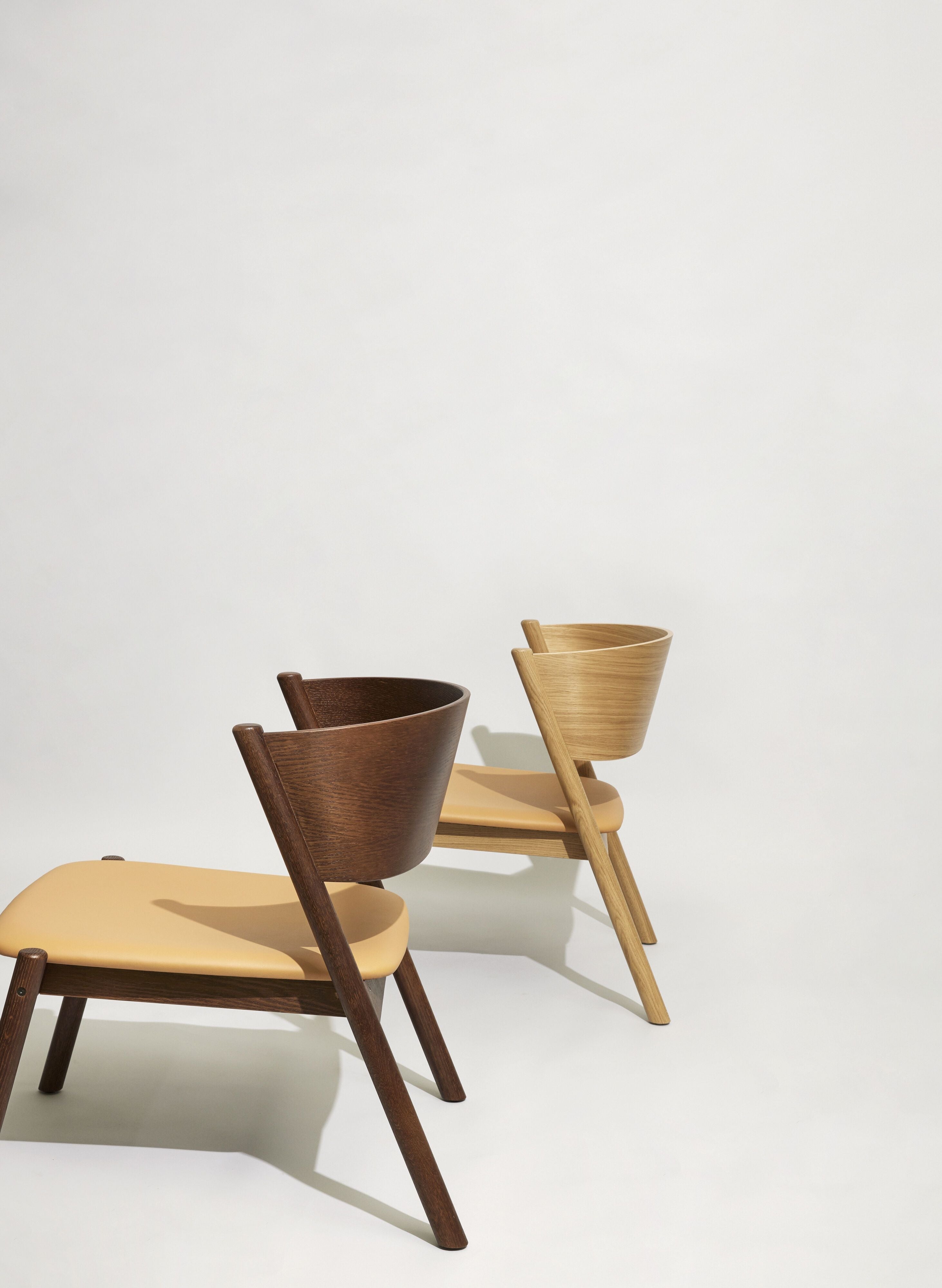 Hübsch Siège de chaise de salon oblique, brun foncé