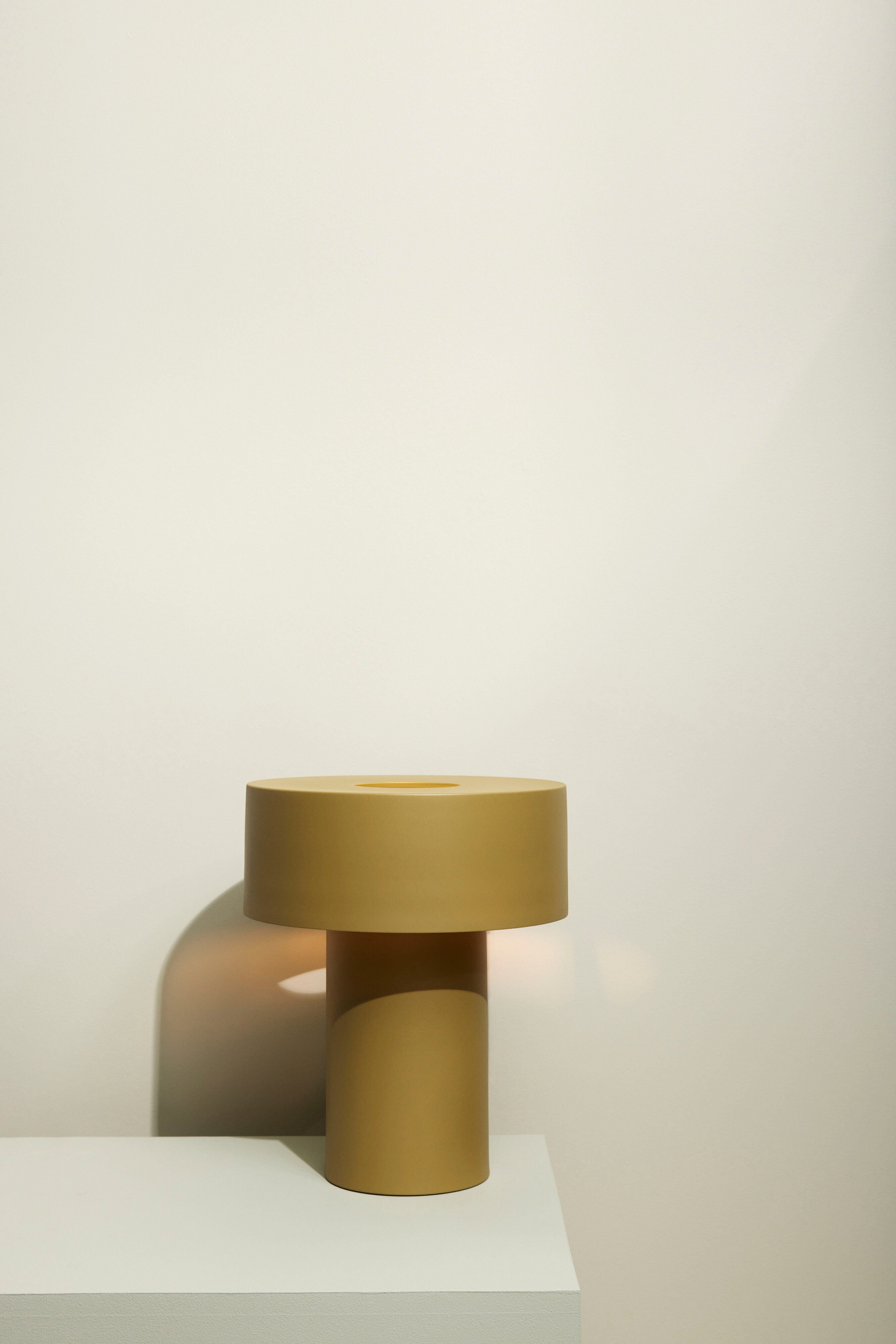 Hübsch Lampe de table Aki Khaki