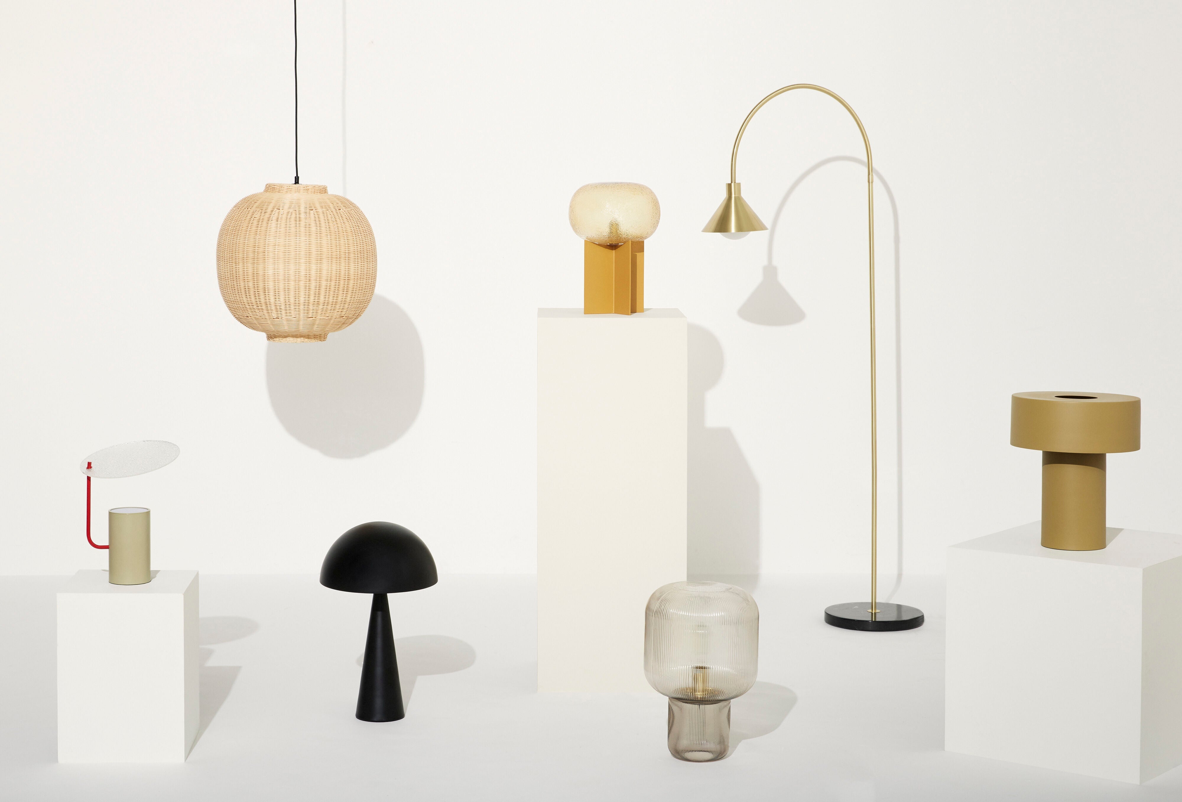 Lámpara de mesa de Hübsch Aki Khaki