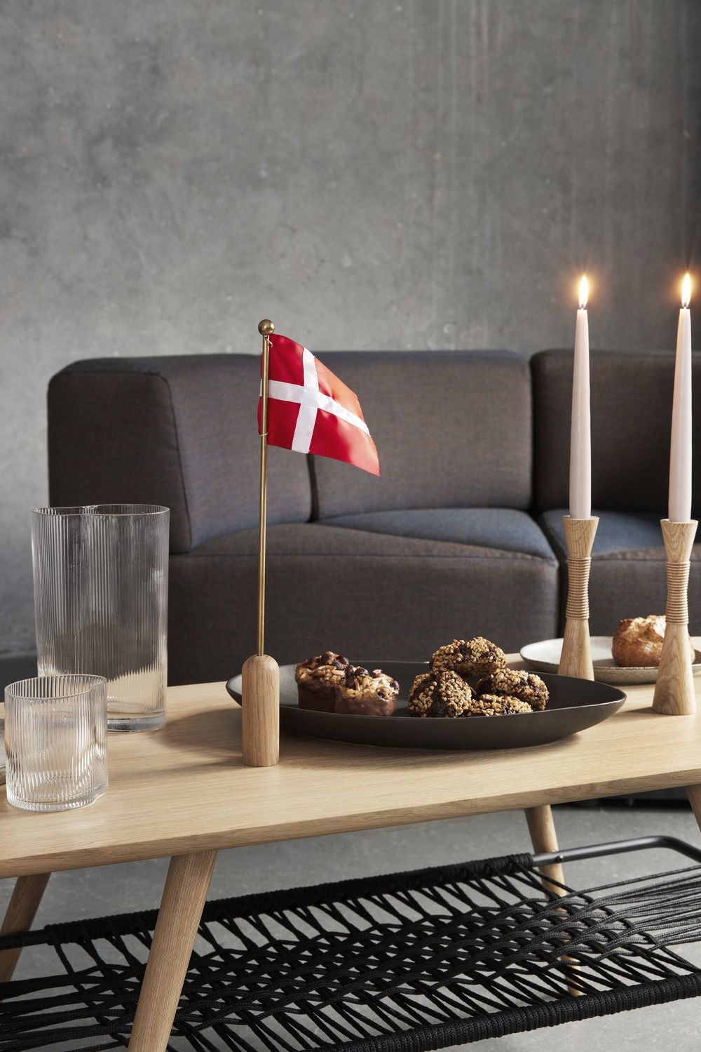 Andersen møbler feirer dansk flagg h40 cm