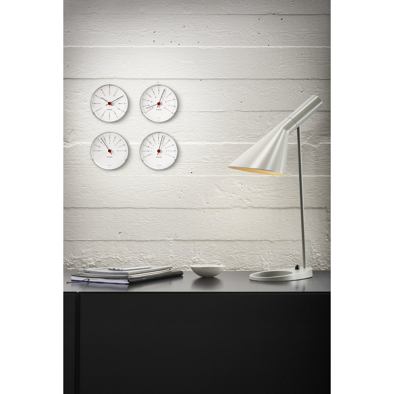 Arne Jacobsen市政厅壁钟，16厘米