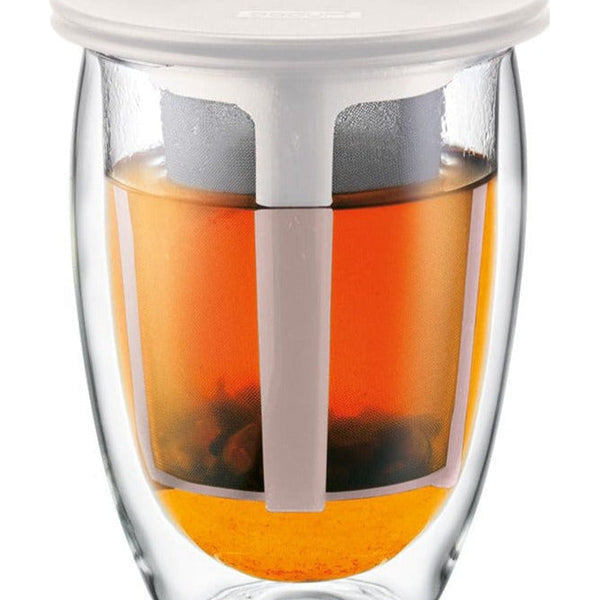 https://www.inwohn.com/cdn/shop/products/Bodum-Tea-For-One-Teeglas-Mit-Filter-Doppelwandig-Weib-Drinkware-Bodum-K11153-913-BOD-699965019341-inwohn_600x600_crop_center.jpg?v=1661452744