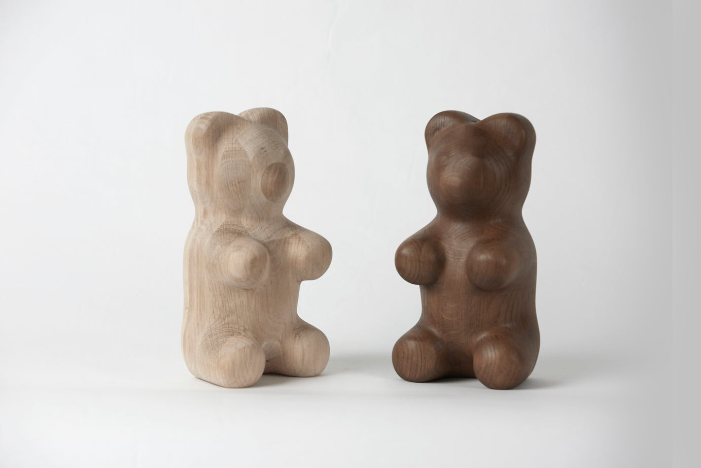 Figura decorativa de oso gomoso de la infancia roble manchado, pequeño