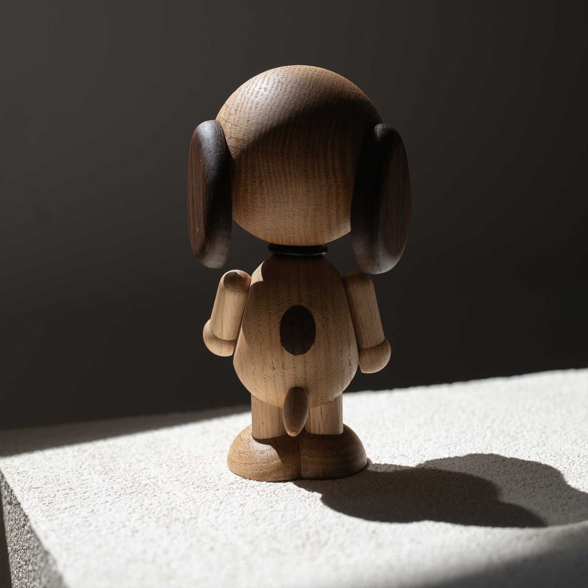 Boyhood Snoopy Peanuts ™ ️ Träfigur ek, stor