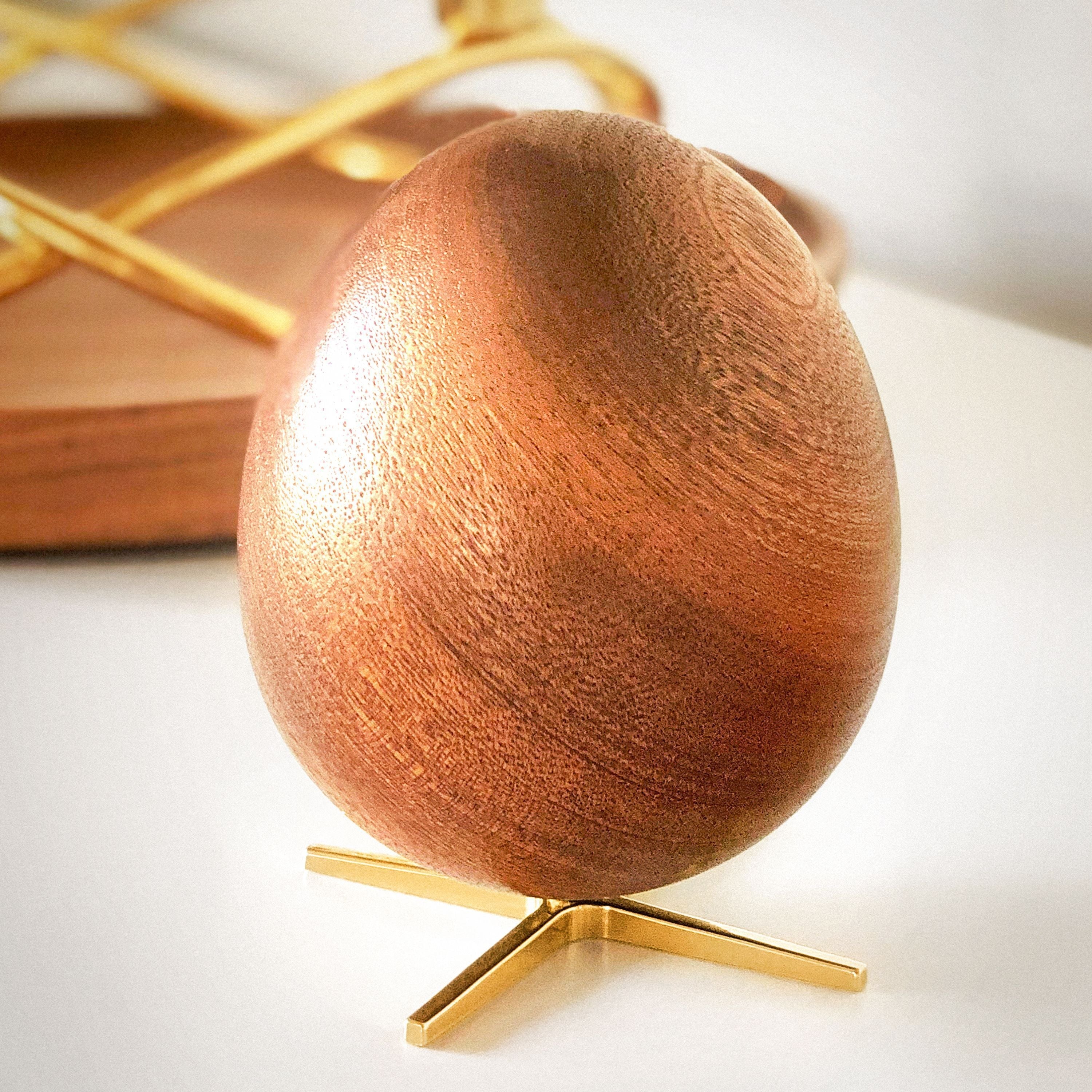 Brainchild Das Ei Holzfigur Mahagoni, Silberfuß
