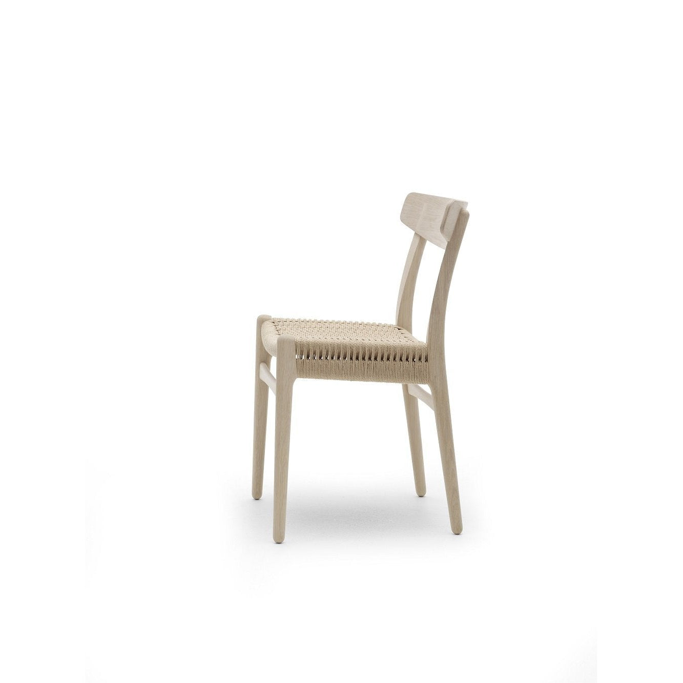 Carl Hansen CH23 -stol, tvålad ek/naturlig sladd