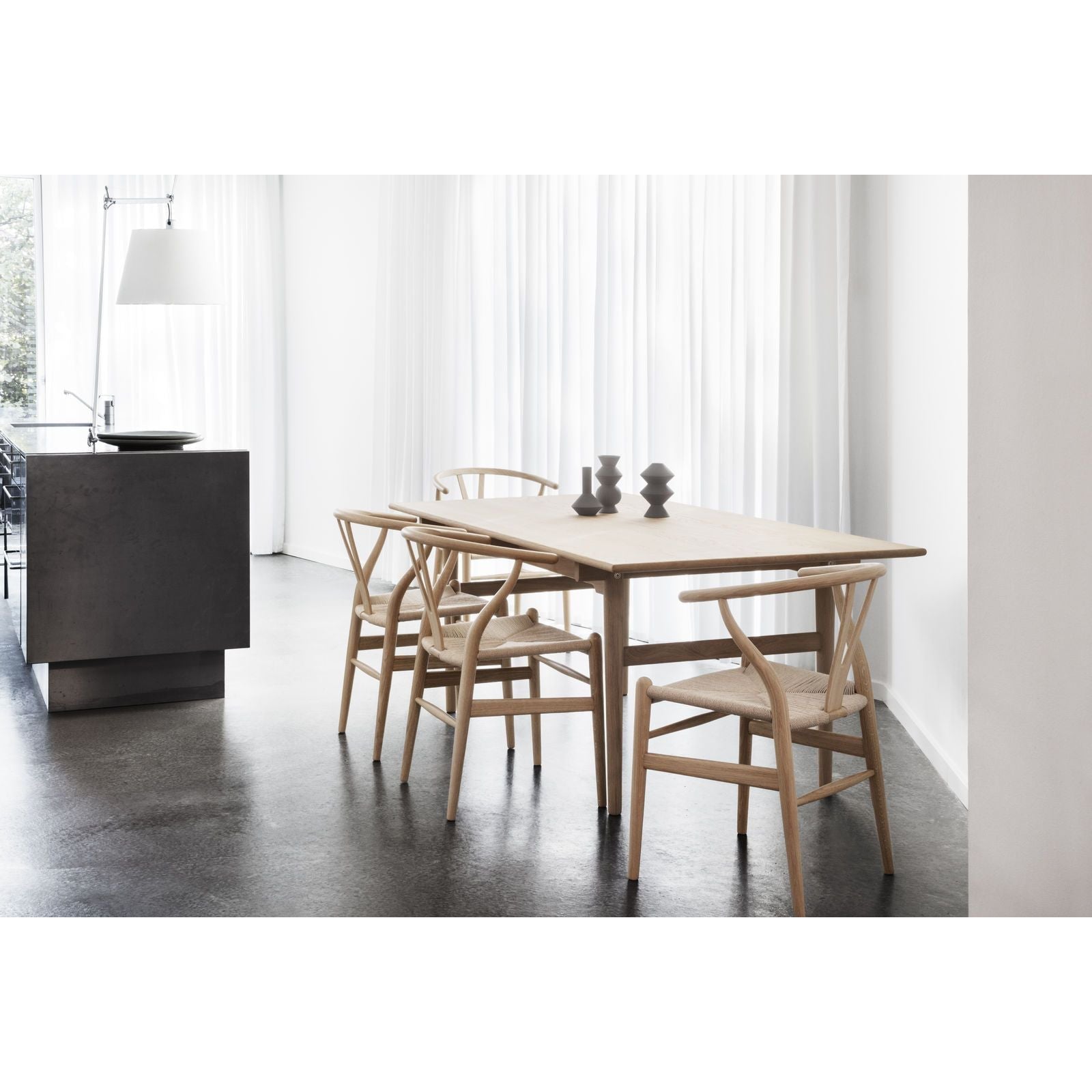 Carl Hansen CH24 Y -stolstol Natural Paper Cord, Soaped Beech