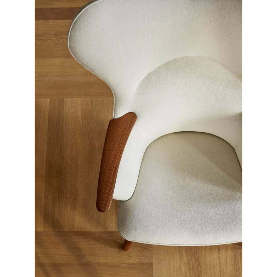 Carl Hansen Ch78 Mama Bear Lounge Chair, Walnut Oiled/White Hallingdal 100