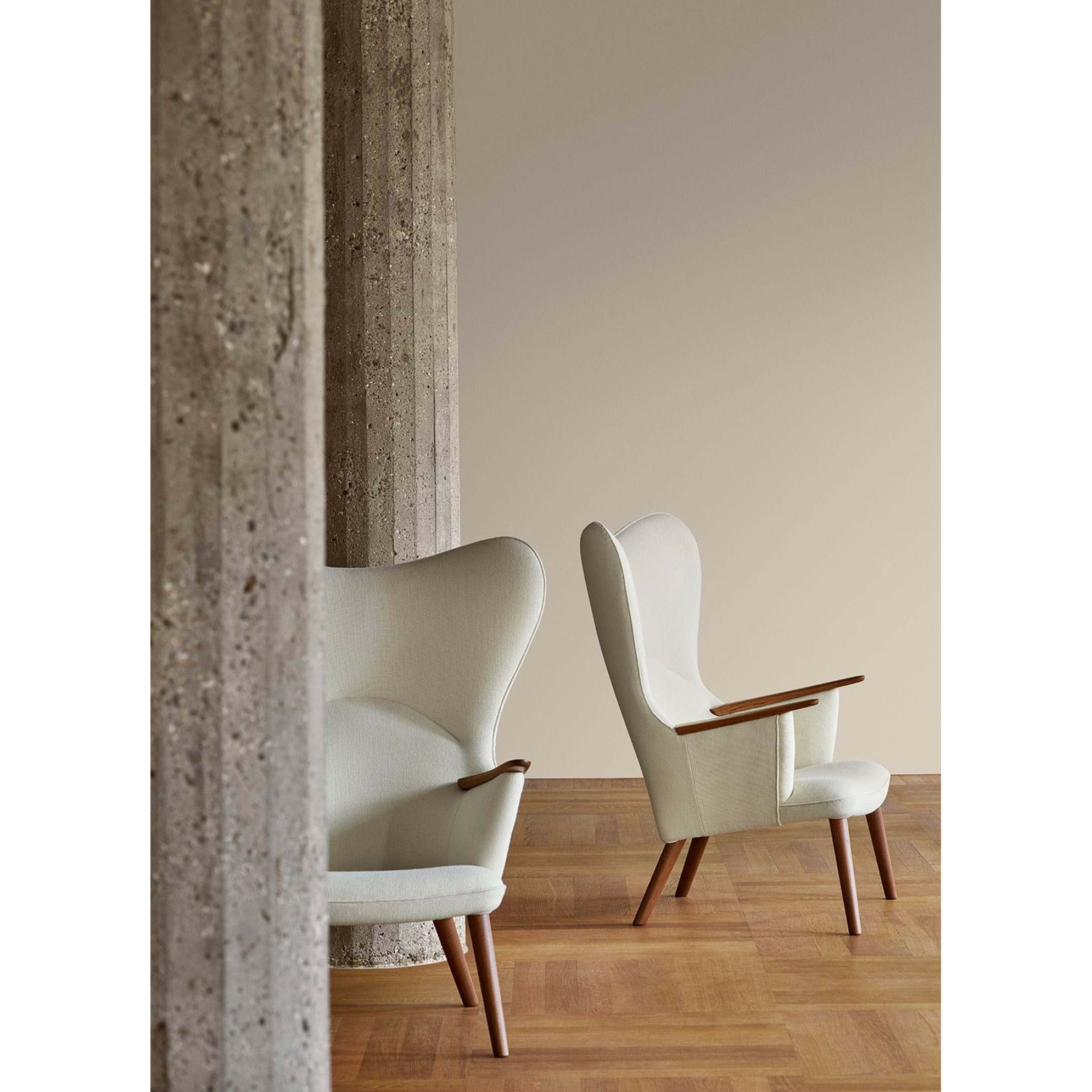 Carl Hansen Ch78 Mama Bear Lounge Chair, Walnut Oiled/White Hallingdal 100