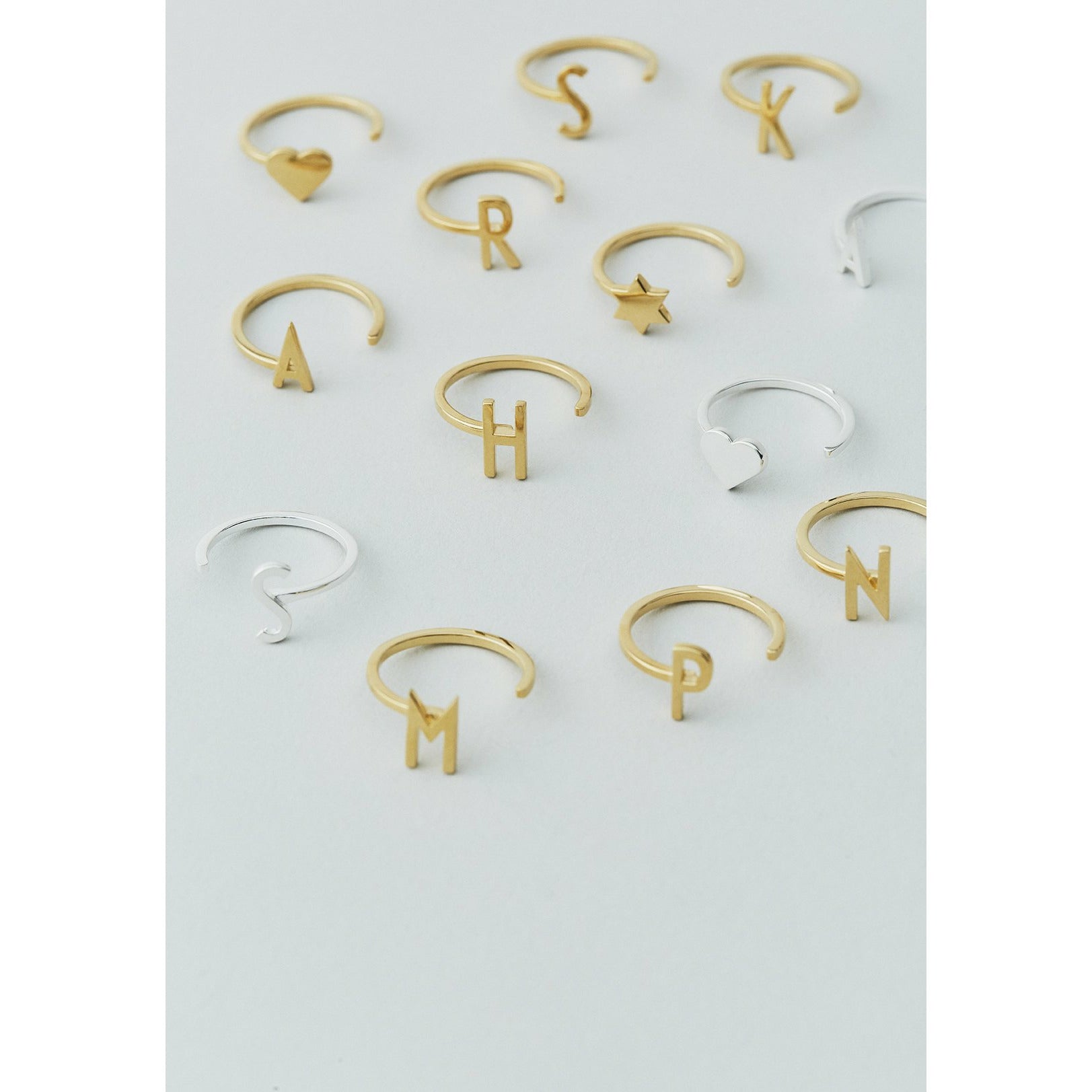 Cartas de diseño anillo de cartas a z, 18k chapado en oro, D