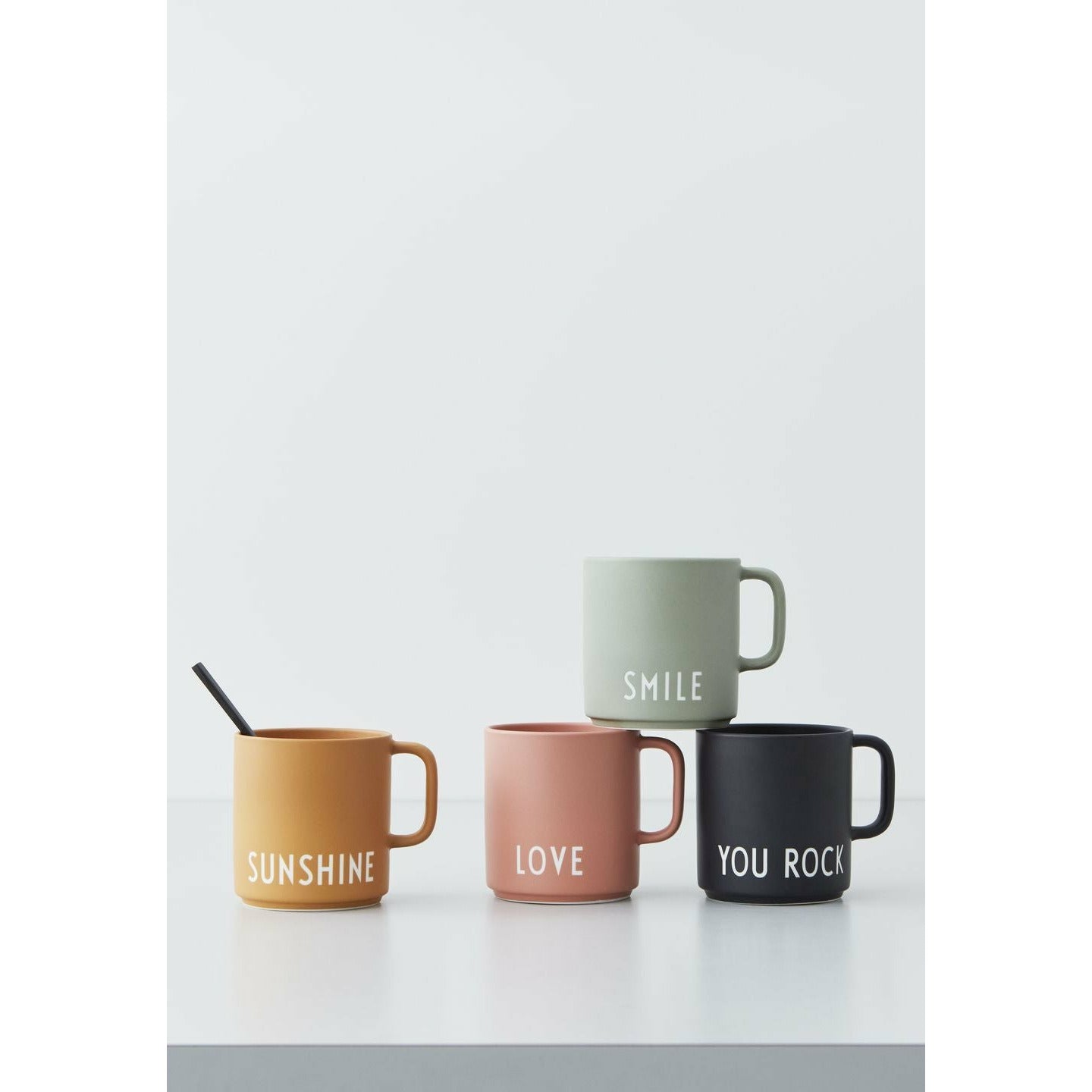 Design Letter's Favorite Mug With Handle, Black