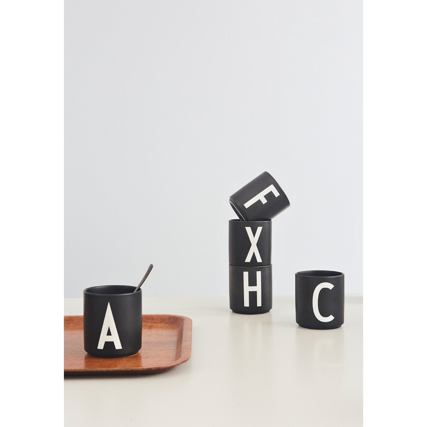 设计字母个人瓷器杯A Z，黑色，A