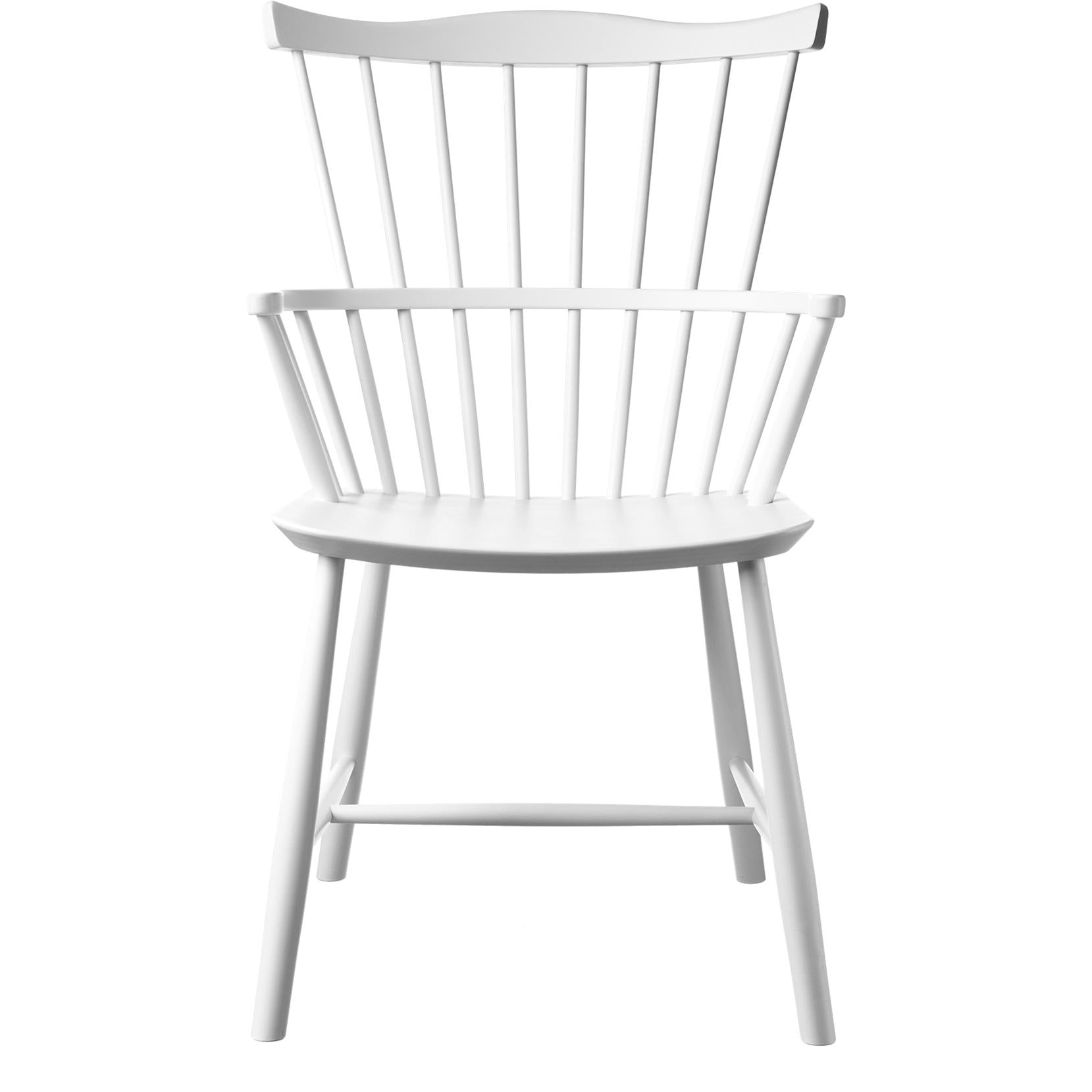 FDBMøblerBørgeMogensen椅子位于Beech，White，H 90厘米