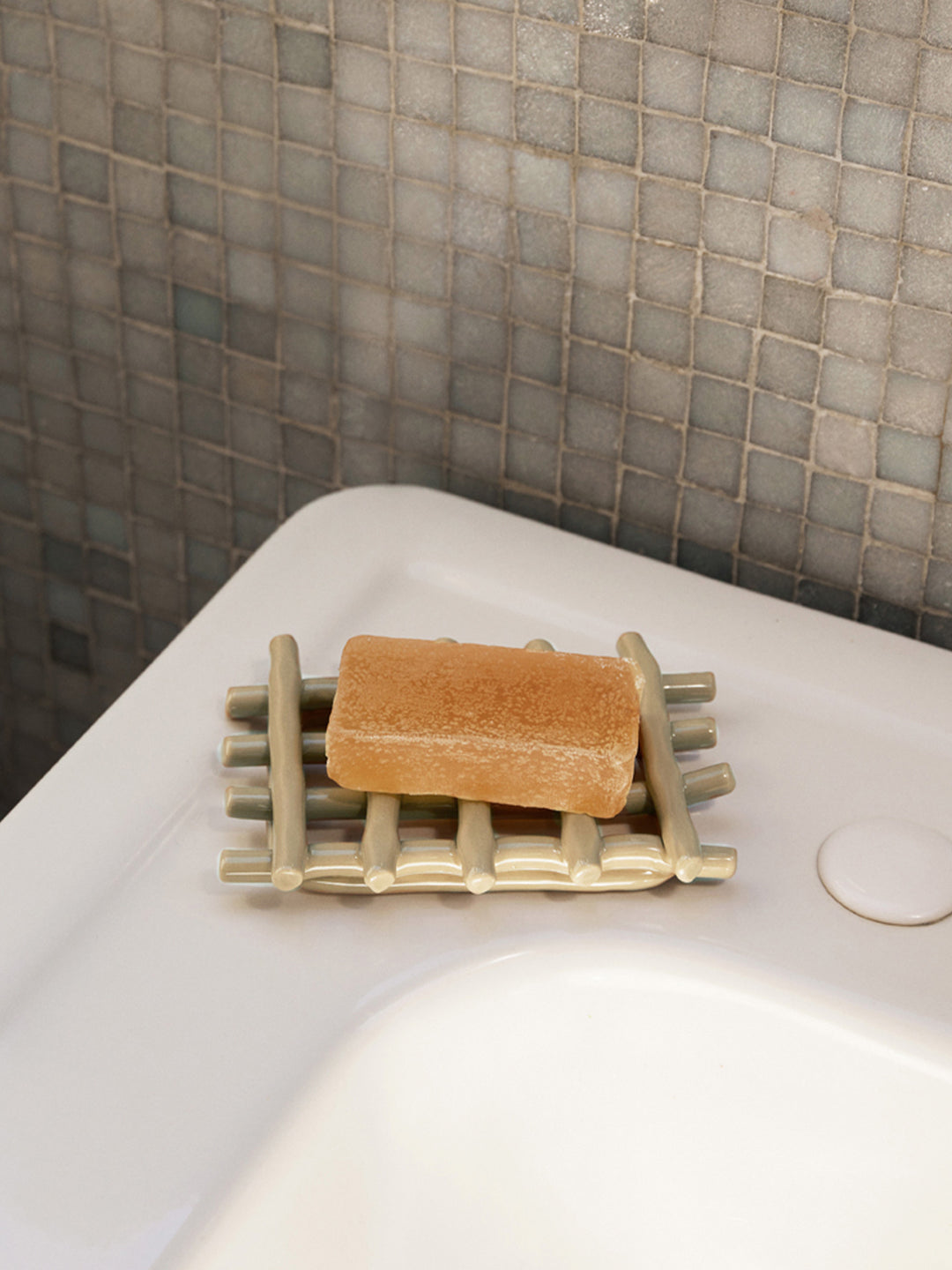 Ferm Living Plat de savon en céramique, cachemire