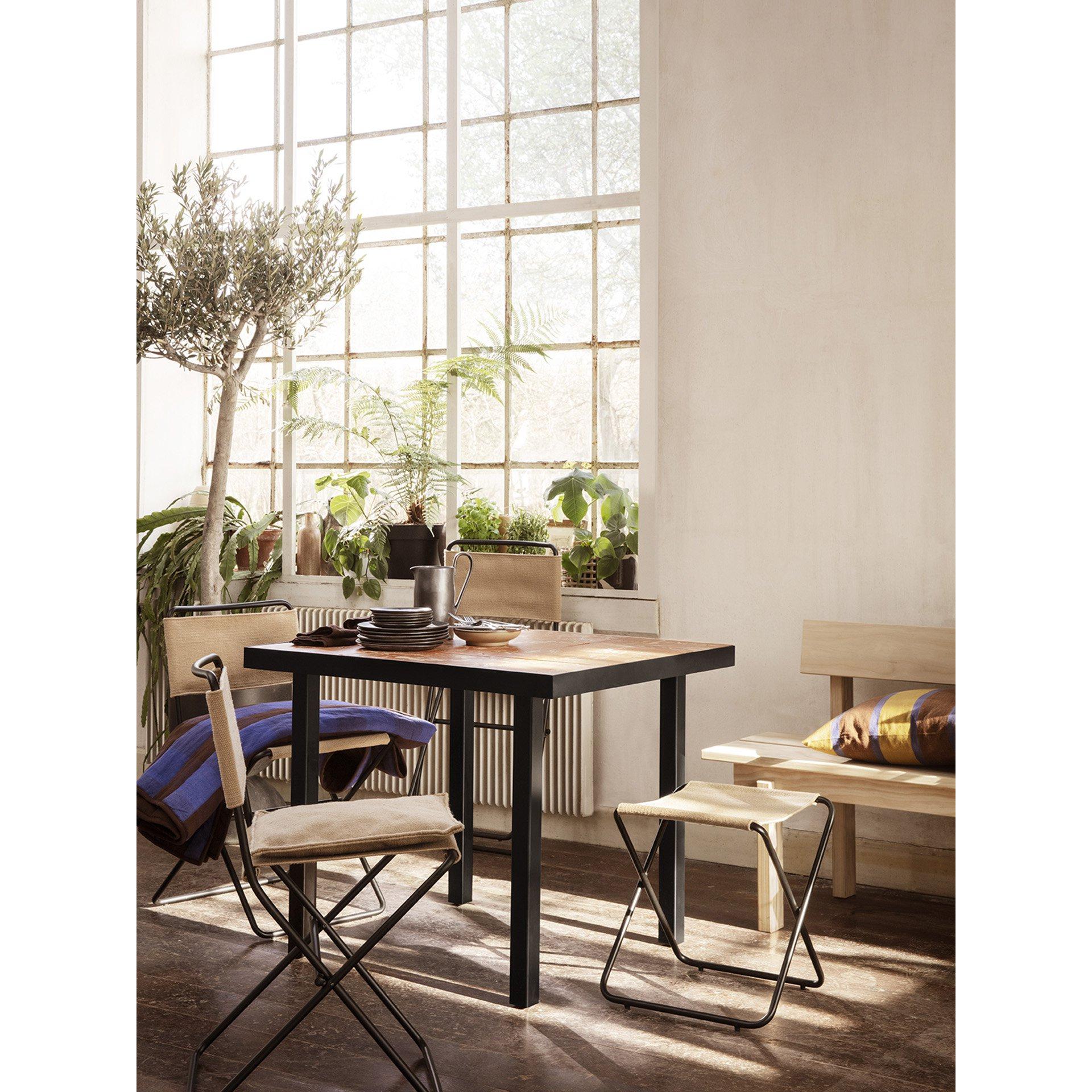Ferm Living Flod Tiles Café-Tisch, Terrakotta/Schwarz