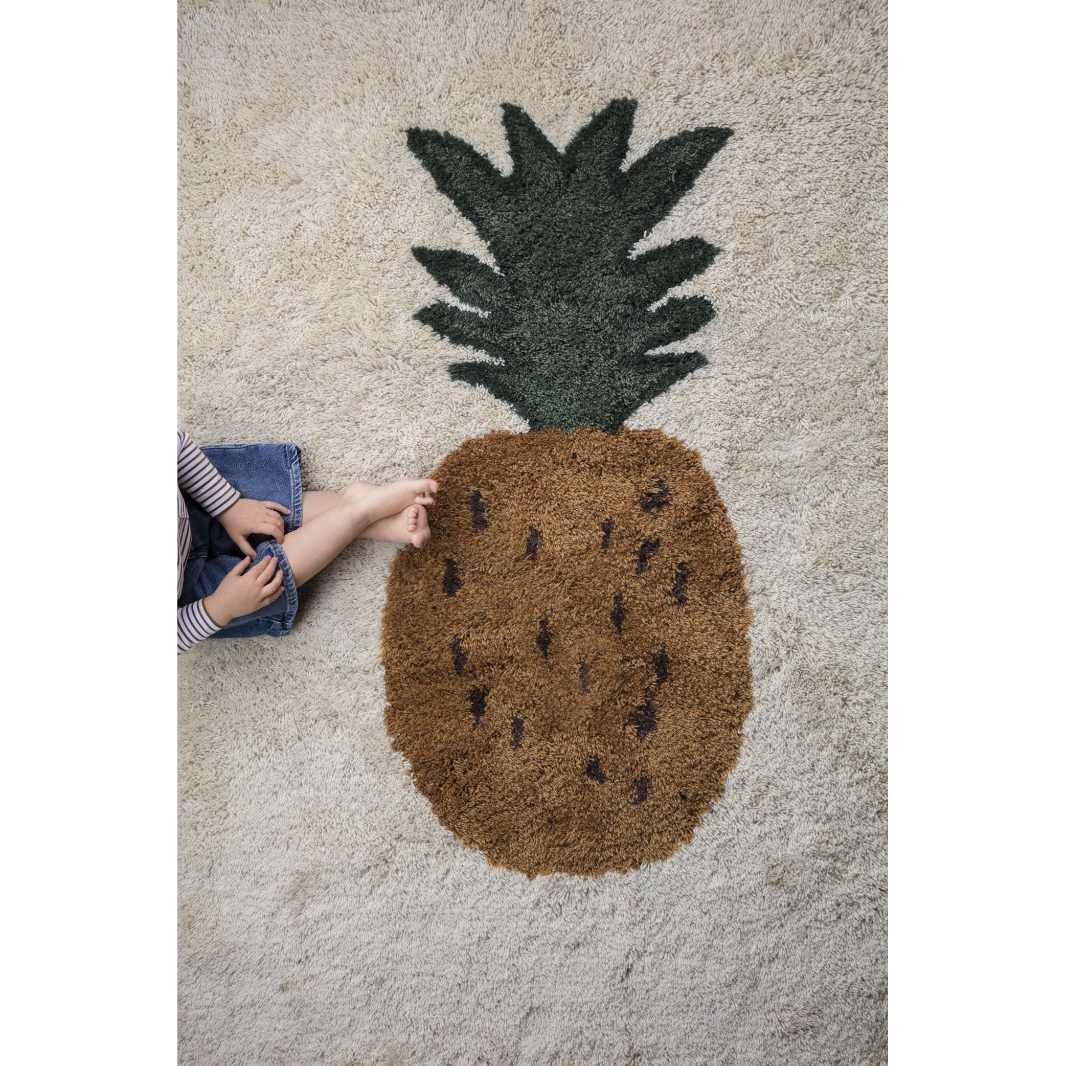 Ferm Living Fruiticana ananas tapijt, 120 cm
