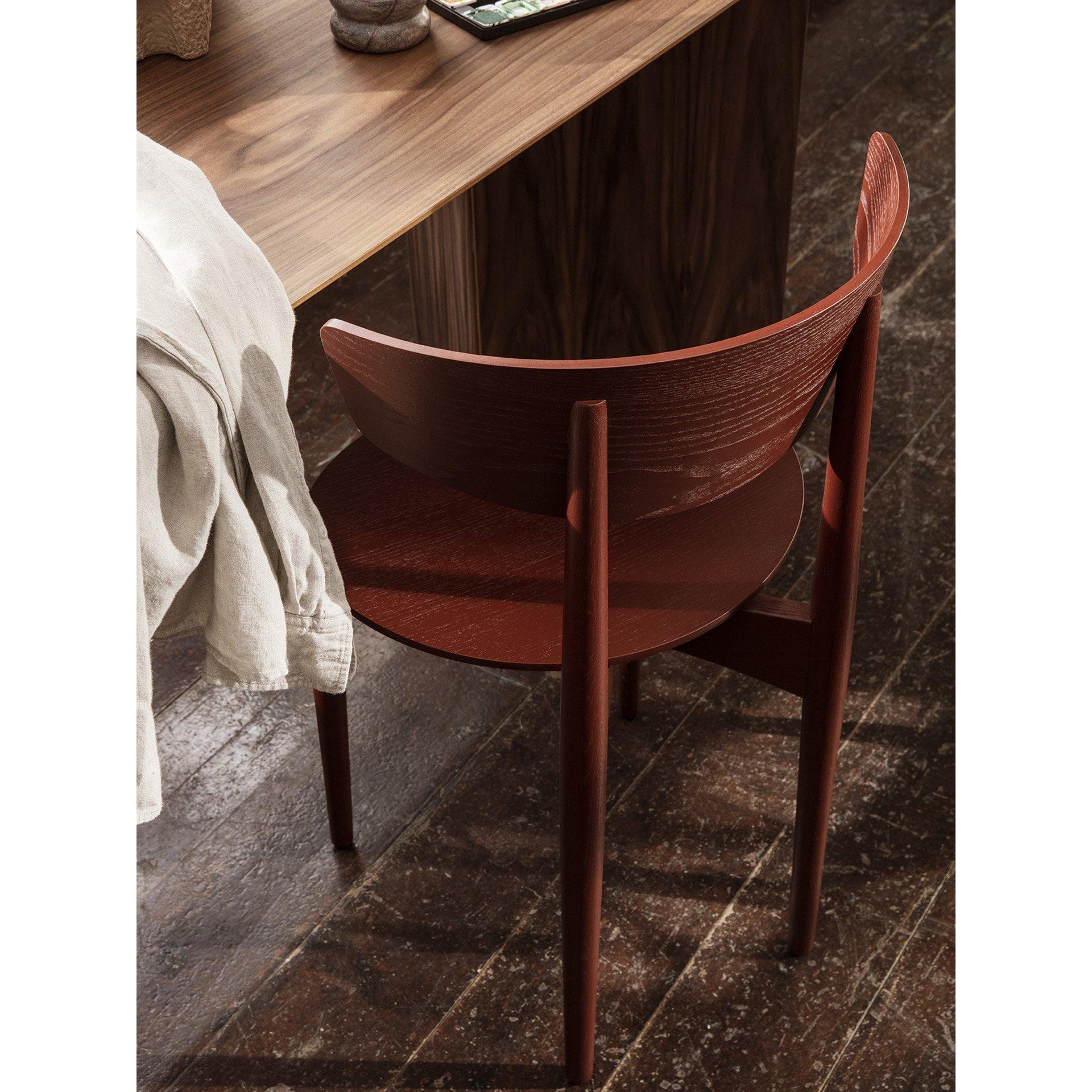 Ferm Living Chaise de restauration Herman, brun rouge