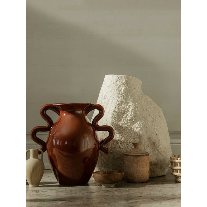 Ferm Living Verso Table Vase 27,5厘米，Terracotta