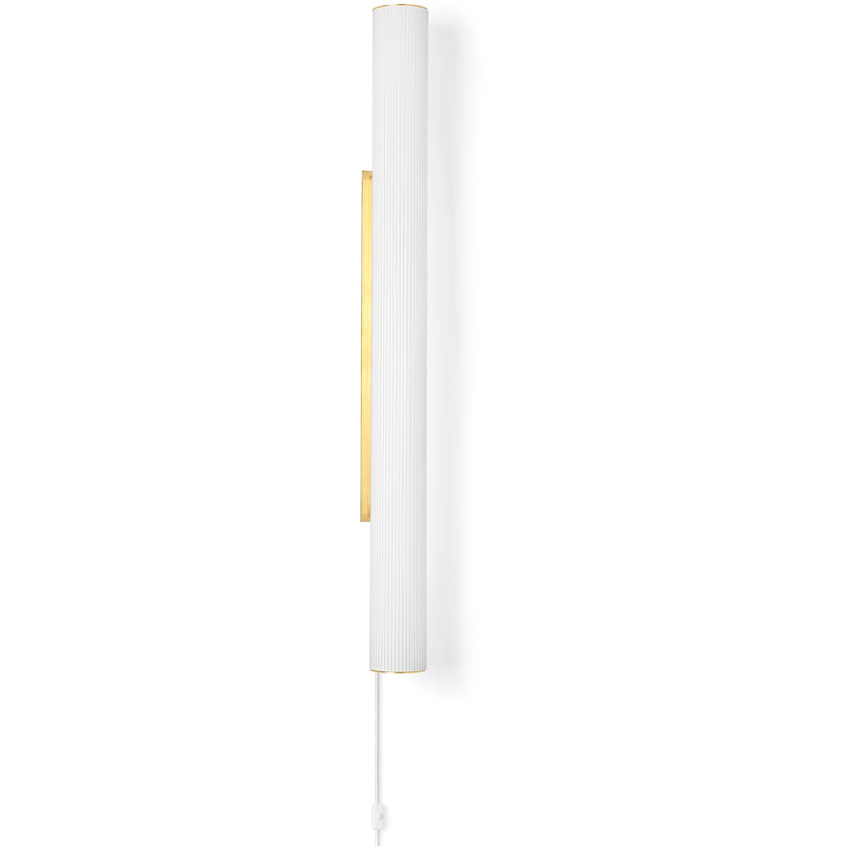 Ferm Living Vuelta Wall Lampe en laiton Ø100 cm, blanc