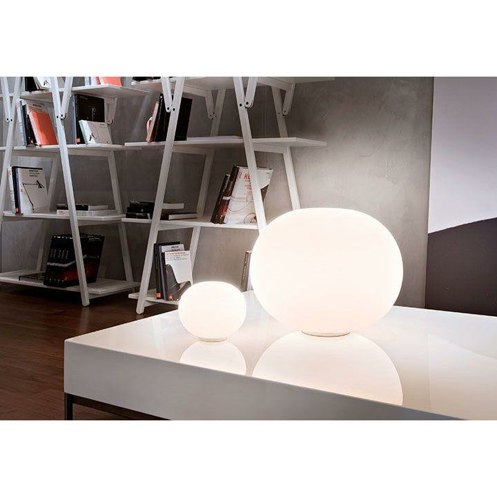 FLOS Glo Ball Basic Zero Table Lamp met schakelaar
