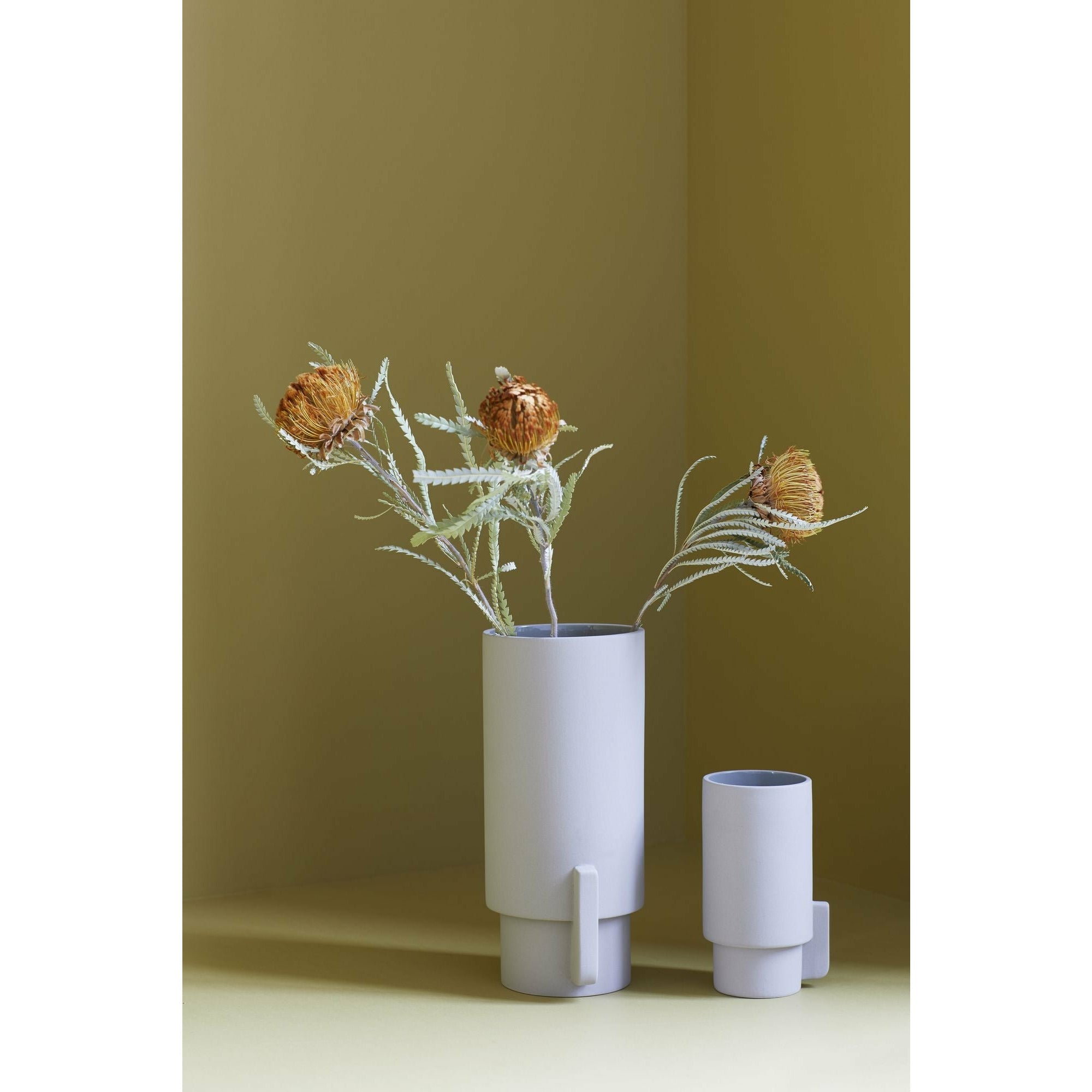 Form & Refine Alcoa Vase Small. Light Grey