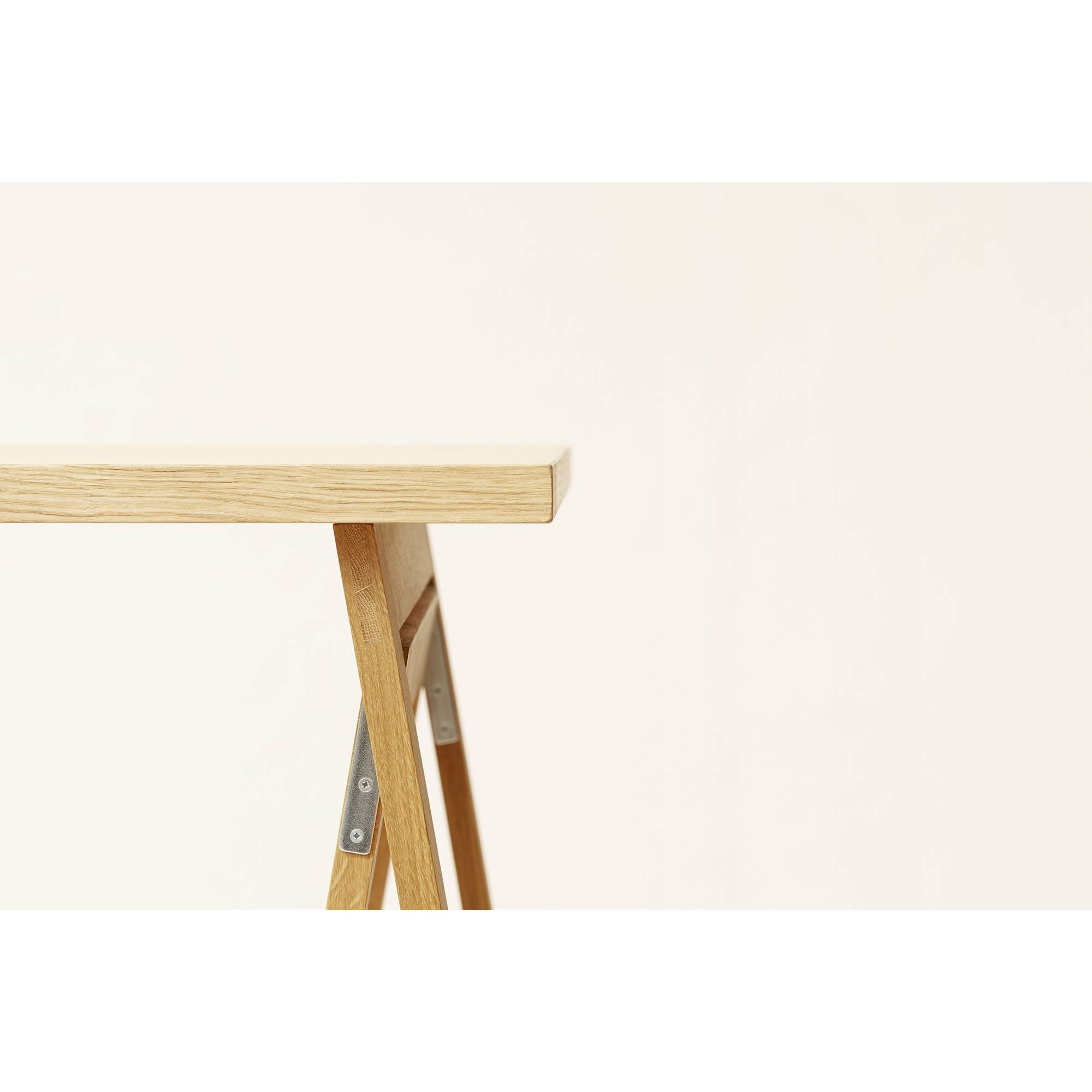 Form & Refine Linear Tabletop 125x68 Cm. Oak