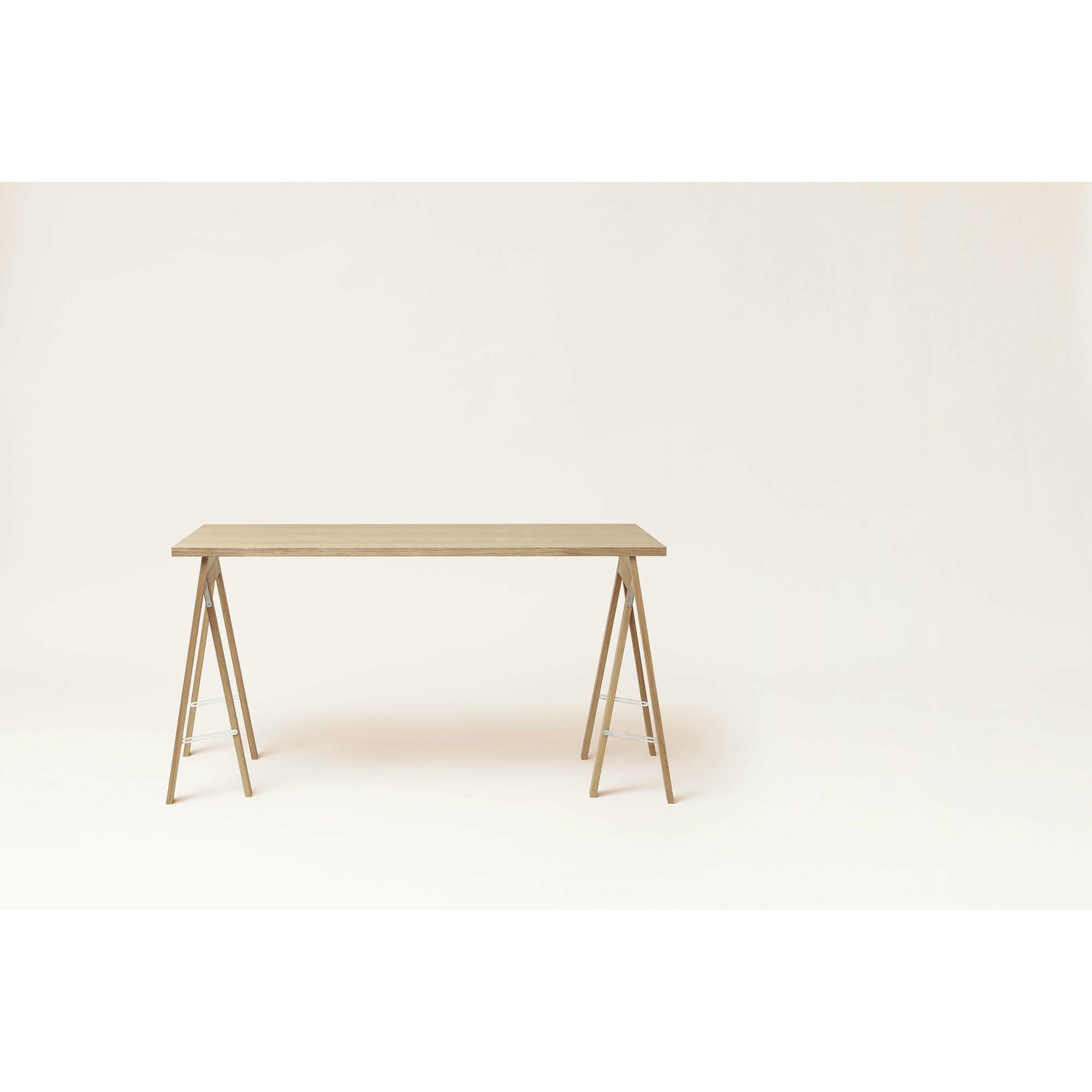 Form & Refine Linear Tischplatte 125x68 Cm. Eiche weiß geölt