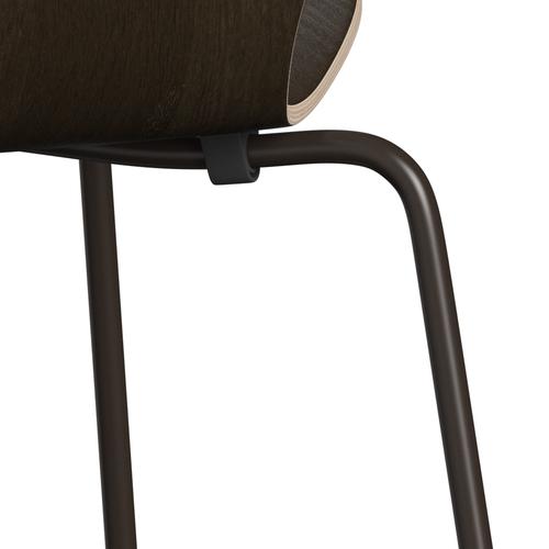 Fritz Hansen 3107 tuoli verhoilemattomana, ruskea pronssi/tumma värjätty tammiviilu luonnollinen