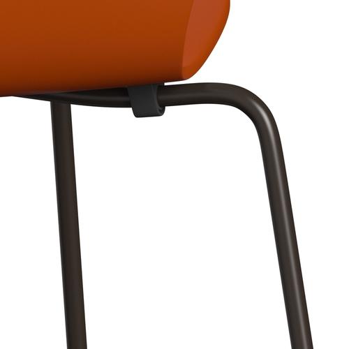 Fritz Hansen 3107 Silla sin supervoltura, bronce marrón/paraíso lacado naranja