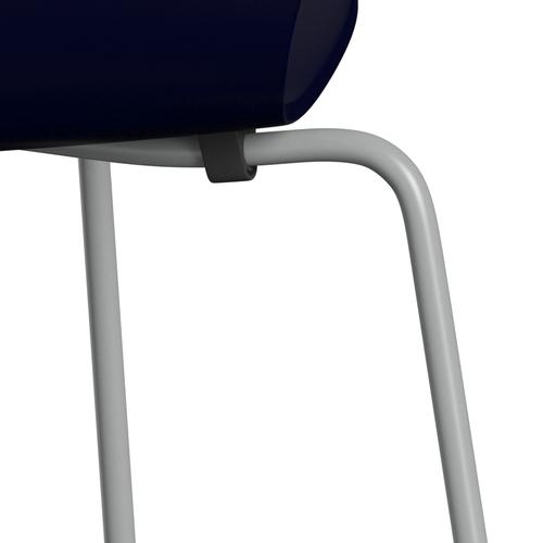 Fritz Hansen 3107 Chair Unupholstered, Nine Grey/Lacquered Midnight Blue