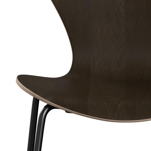 Fritz Hansen 3107椅子未塑料，黑色/深色染色橡木贴面自然