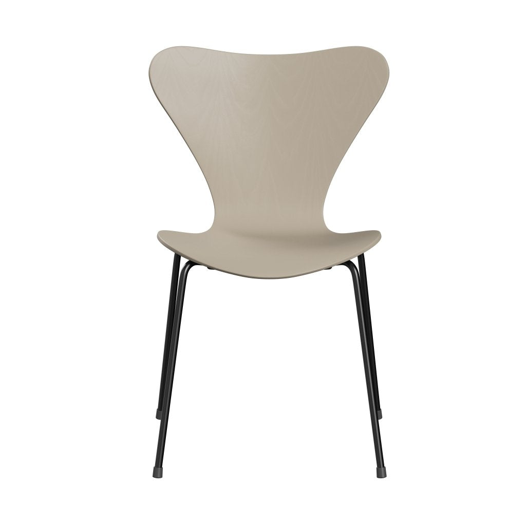 Fritz Hansen 3107 Chair Unupholstered, Black/Dyed Ash Light Beige