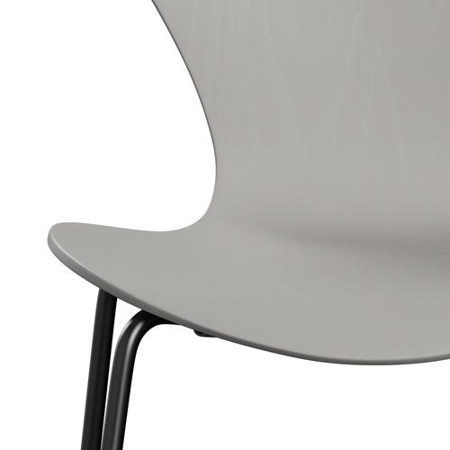 弗里茨·汉森（Fritz Hansen）3107椅子未塑形，黑色/染色灰九灰色