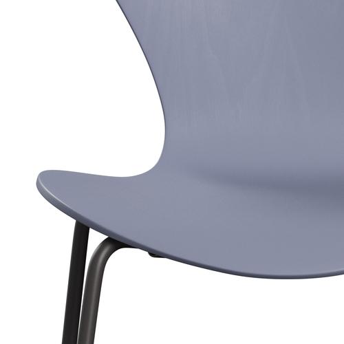 Fritz Hansen 3107 chaise un upholster, graphite chaud / cendre teint bleu lavande