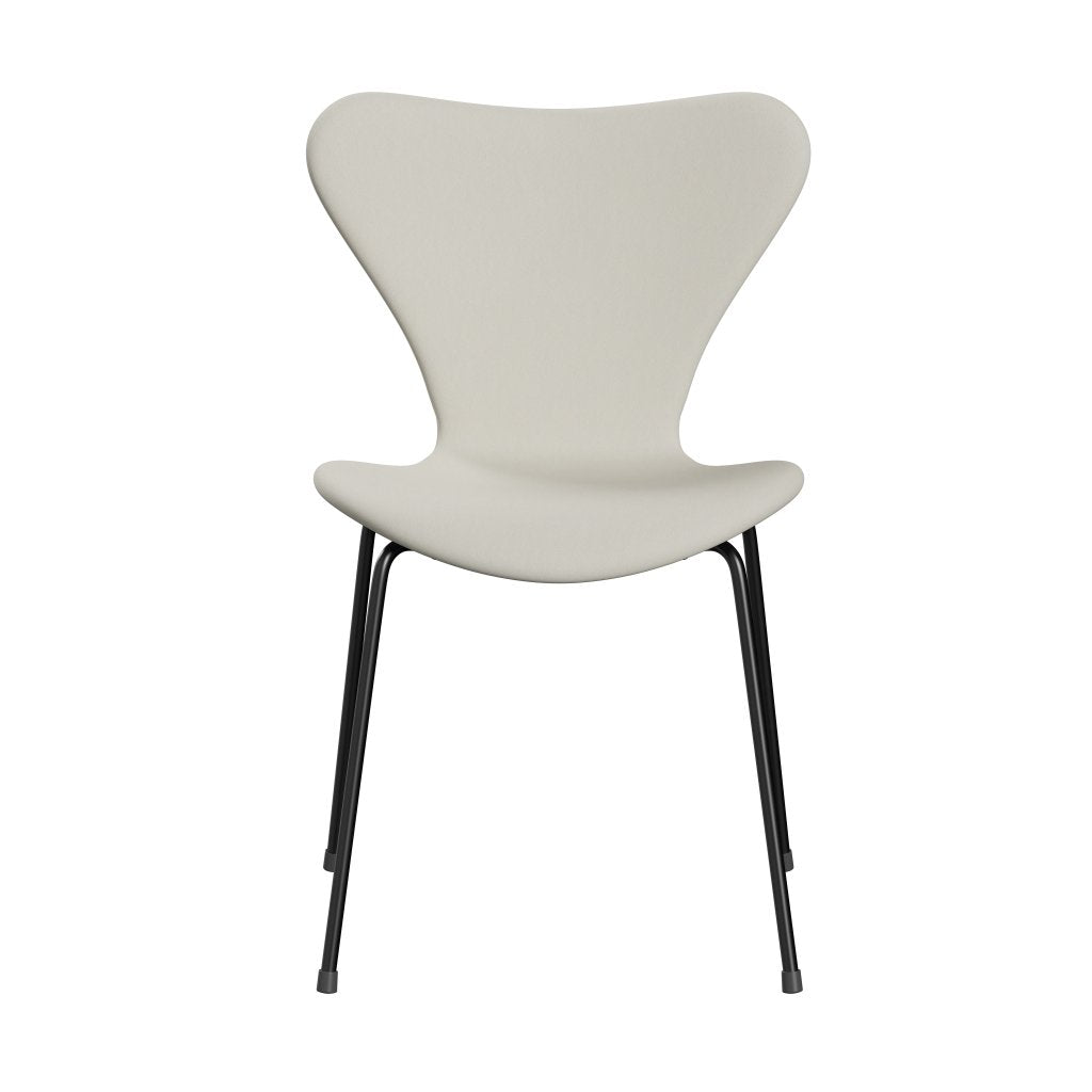 Fritz Hansen 3107 Chair Full Upholstery, Black/Comfort Light Grey