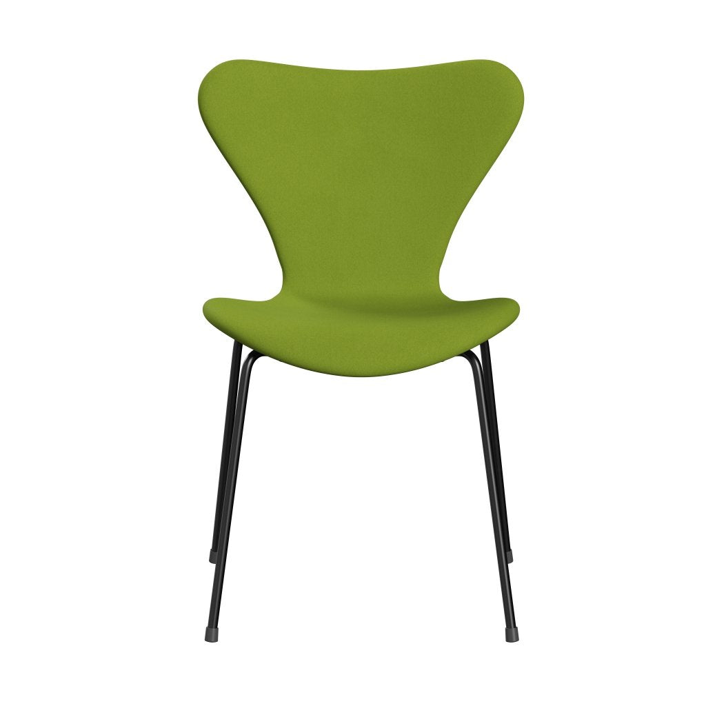 Fritz Hansen 3107 Chair Full Upholstery, Black/Comfort Light Green (C68000)