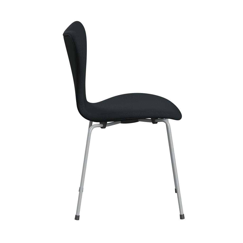 Fritz Hansen 3107 Chair Full Upholstery, Silver Grey/Steelcut Trio Black