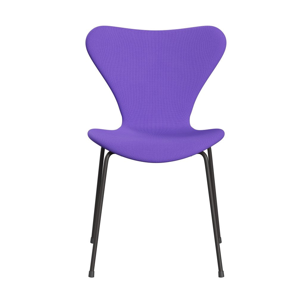 Fritz Hansen 3107 chaise complète complète, graphite chaud / célèbre violet
