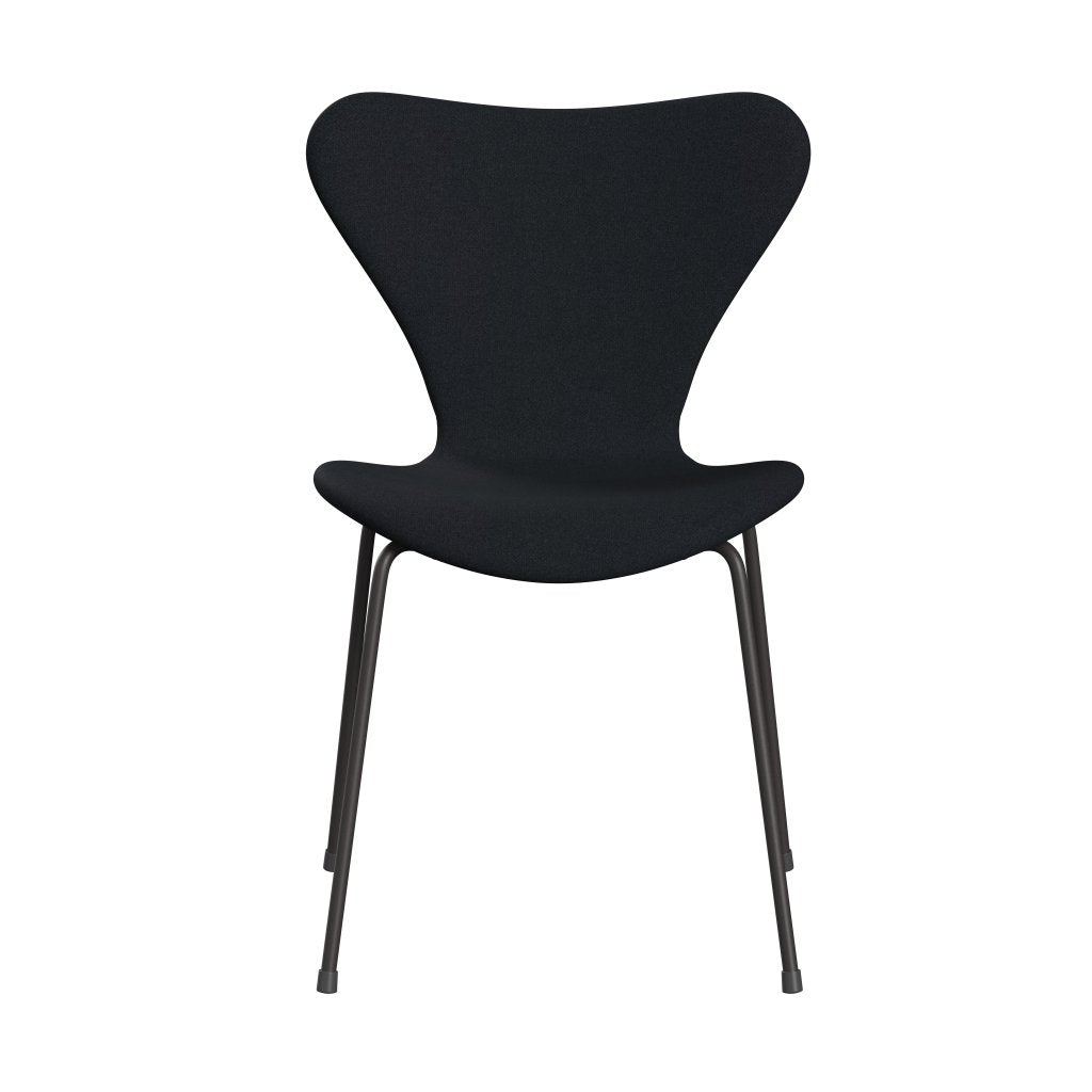 Fritz Hansen 3107 Chair Full Upholstery, Warm Graphite/Tonus Dark Aubergine