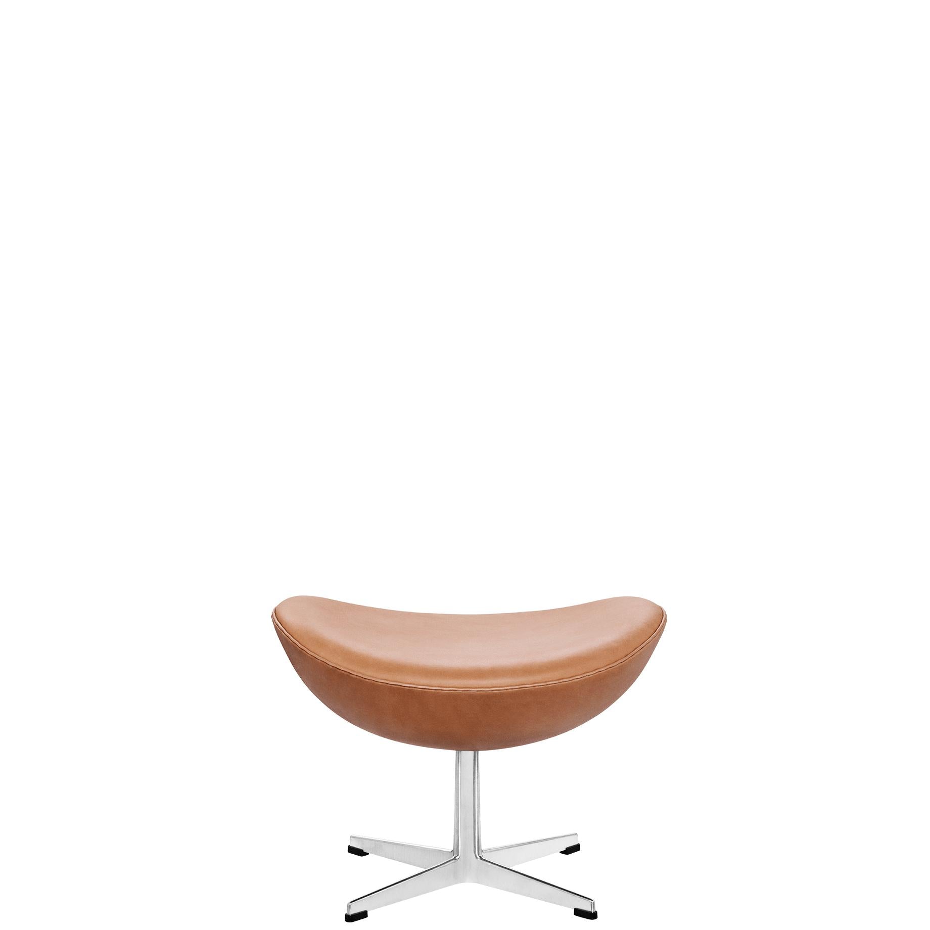 Fritz Hansen The Egg Stool Leather, Rustic Leather