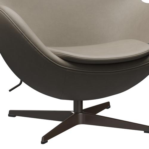 Fritz Hansen Muna -lounge -tuolin nahka, ruskea pronssi/välttämätön vaaleanharmaa