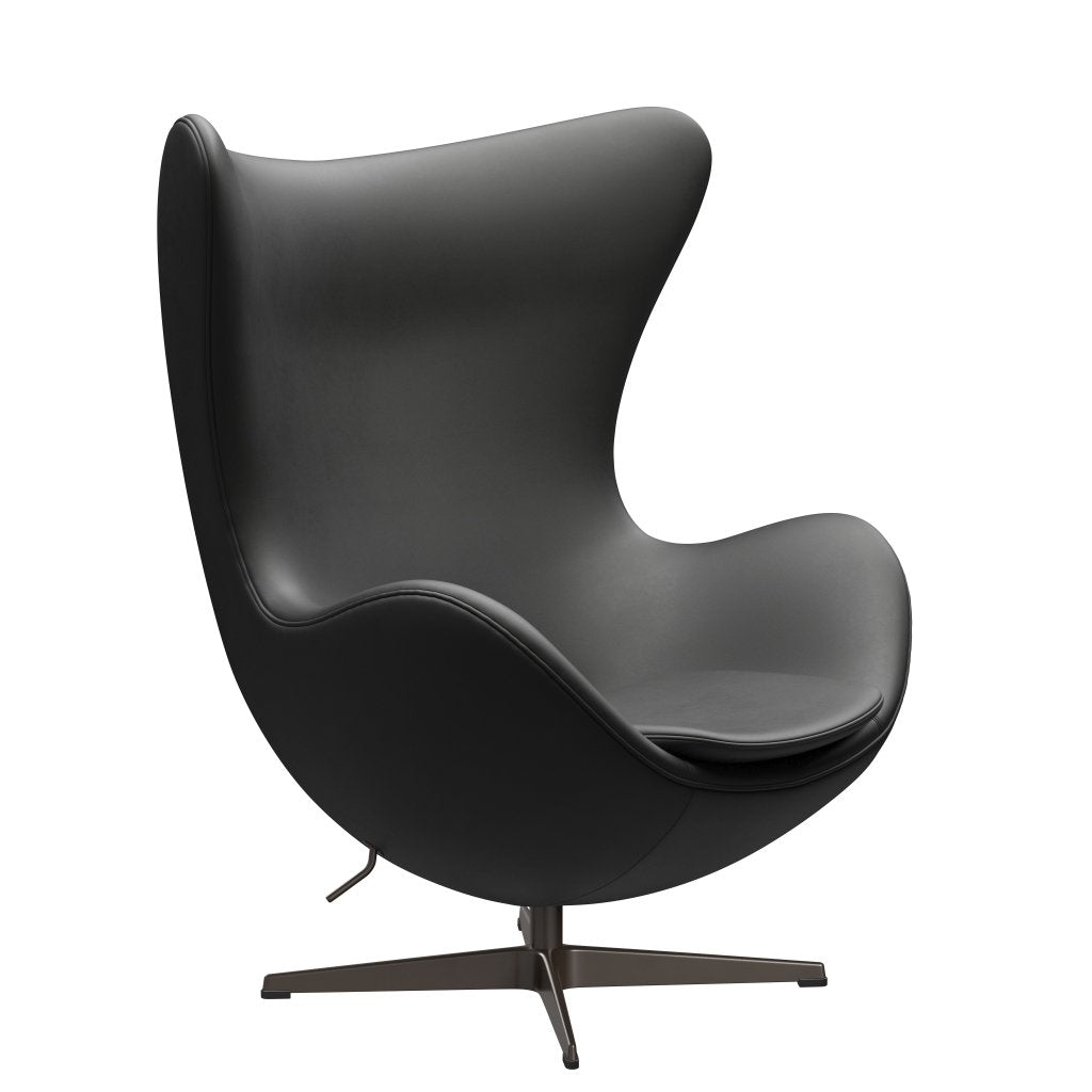 Fritz Hansen Muna -lounge -tuolin nahka, ruskea pronssi/välttämätön musta