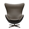 Fritz Hansen Le cuir de chaise d'oeuf, bronze brun / pierre essentielle
