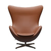 Fritz Hansen Egg Lounge -tuolin nahka, ruskea pronssi/välttämätön pähkinä