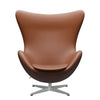 Fritz Hansen Egg Lounge -tuolin nahka, hopeaharmaa/välttämätön pähkinä