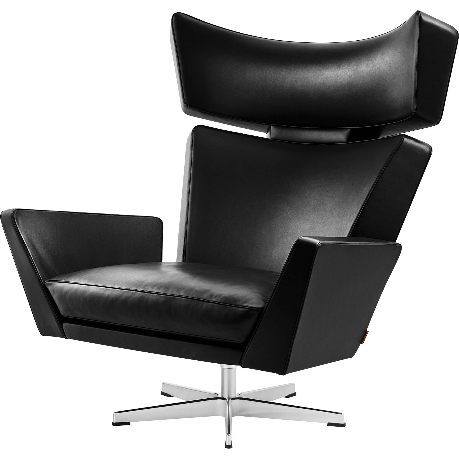 Fritz Hansen Oksen Lounge sedia in alluminio, eleganza nera
