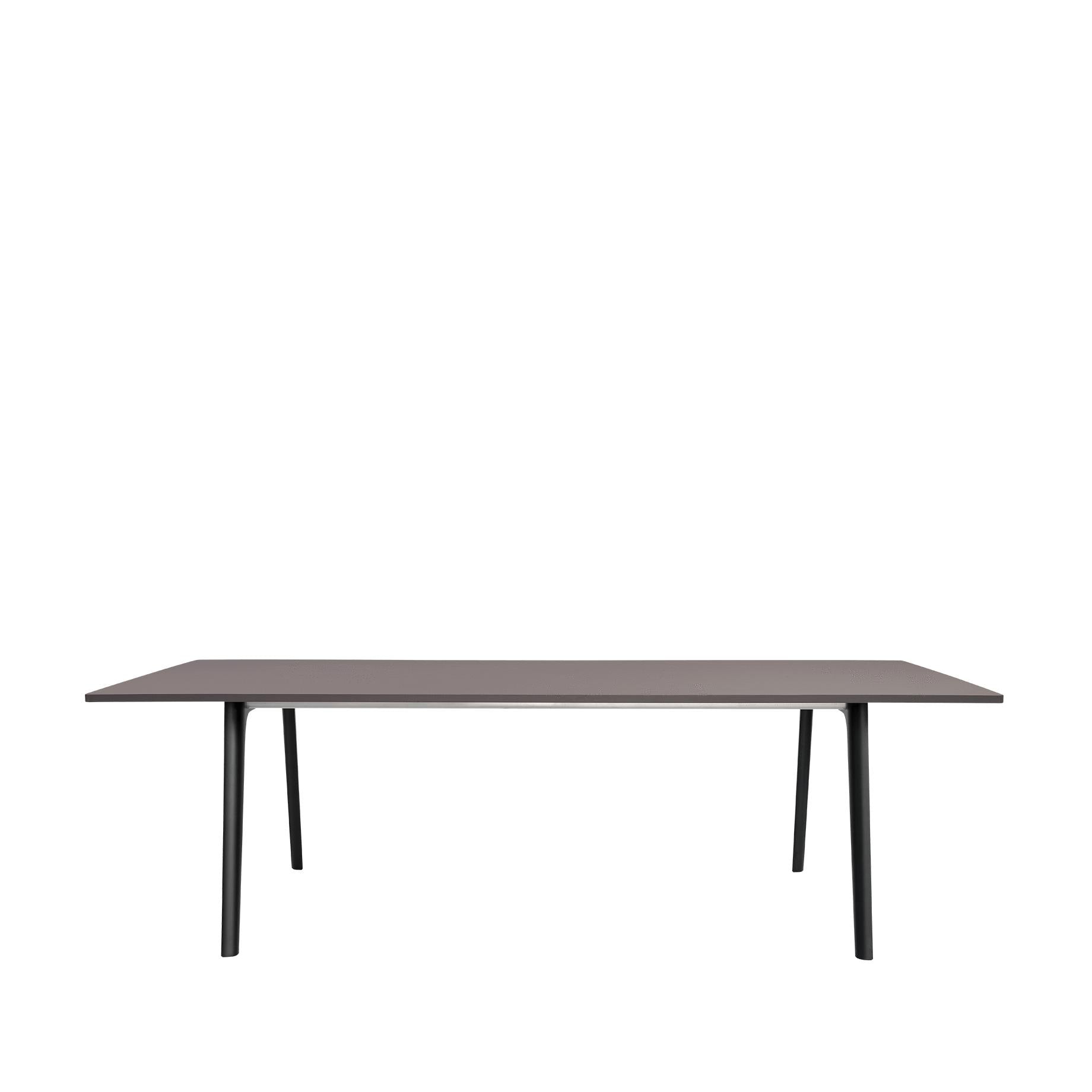 Fritz Hansen collect table powered报道了铝，淡褐色棕色层压板