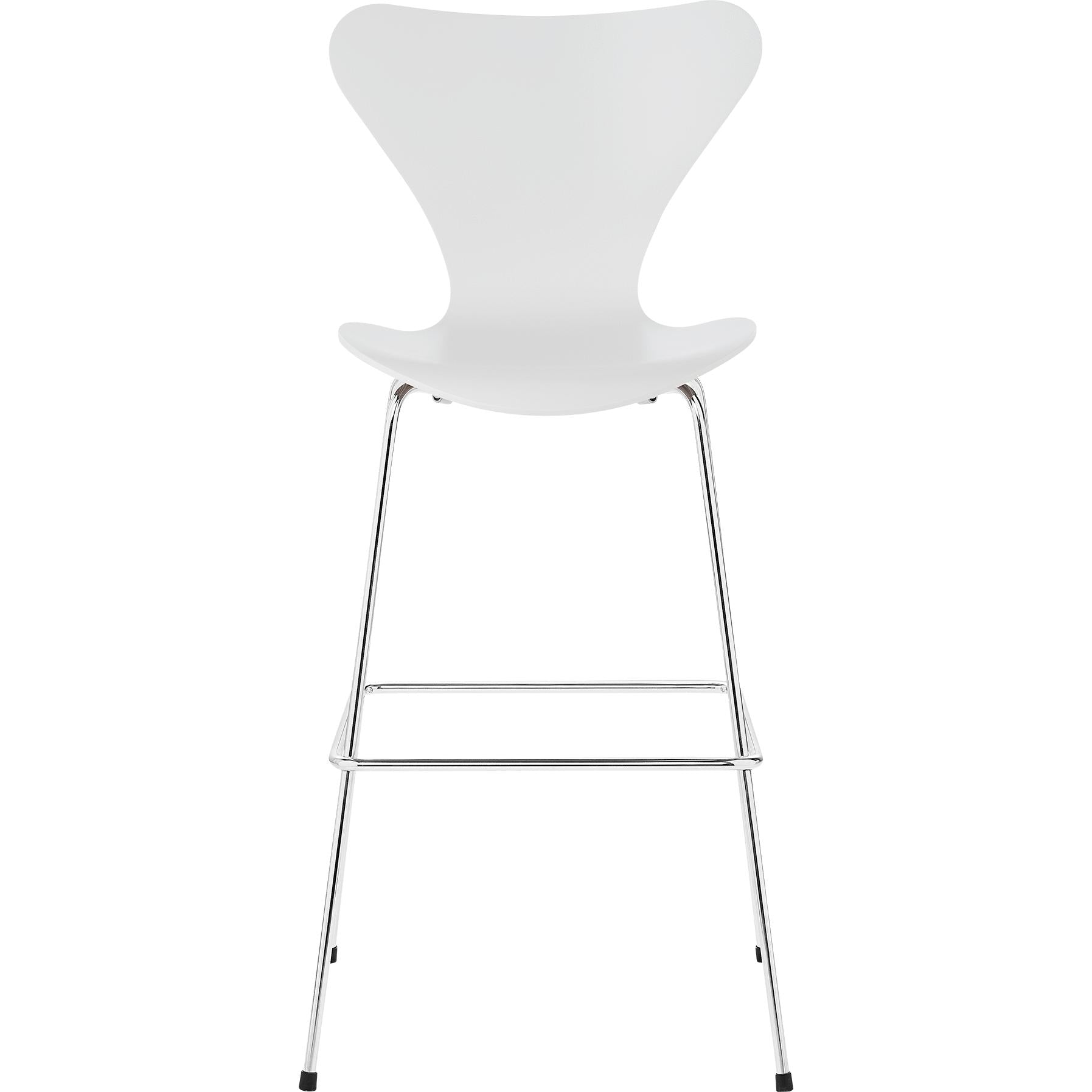Fritz Hansen Serie 7 Bar -tuoli täysin lakattu 76 cm, valkoinen