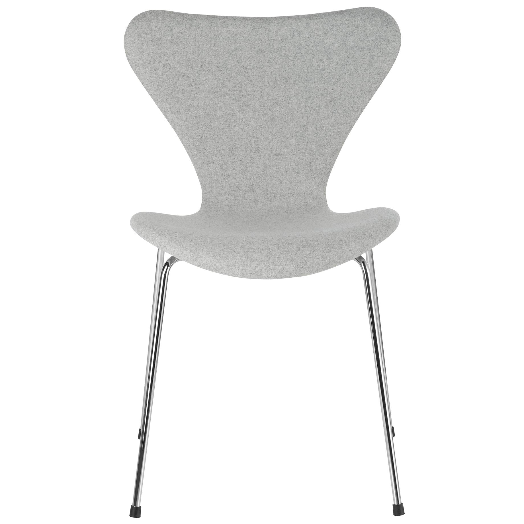 Fritz Hansen Series 7 Chair Full Upholstery, Fabric